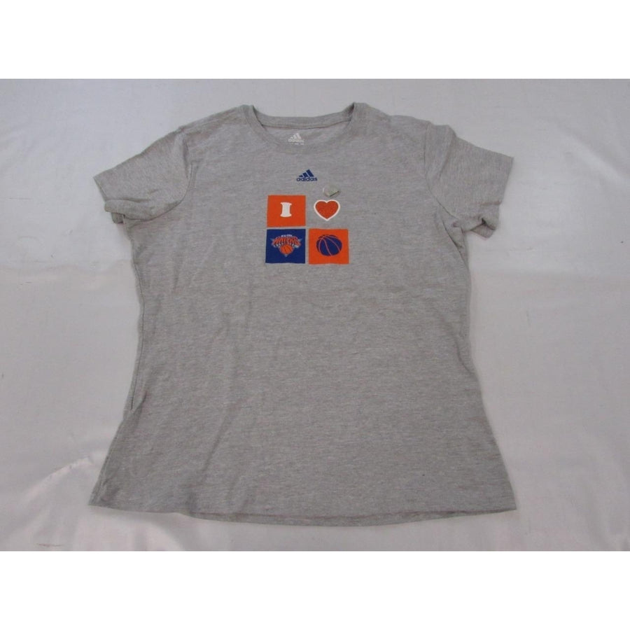 York Knicks "I Love Knicks Basketball" Womens Size M Adidas Gray Shirt Image 1