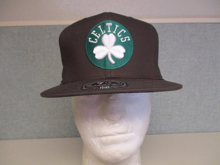 Boston Celtics Mens Mitchell and Ness 7 1/8 Flatbrim High Crown Brown/Camo Hat 32 Image 2