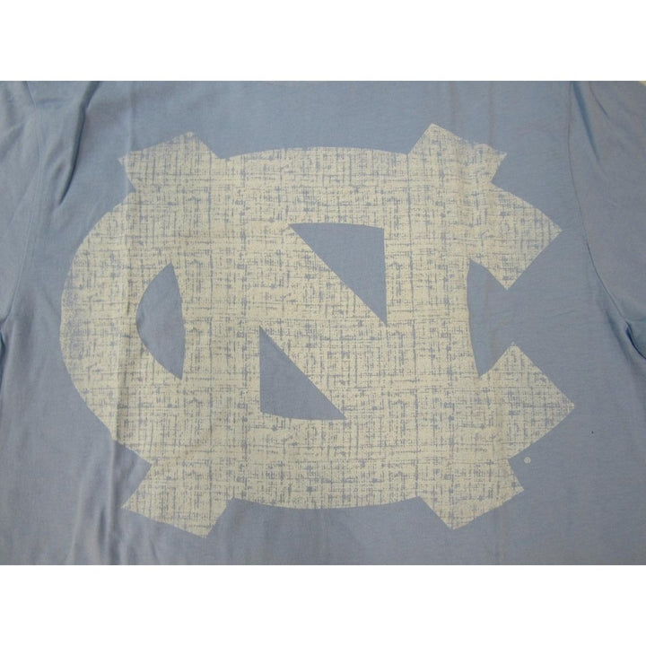 University of North Carolina Mens Size L Large Light Blue Shirt Image 3