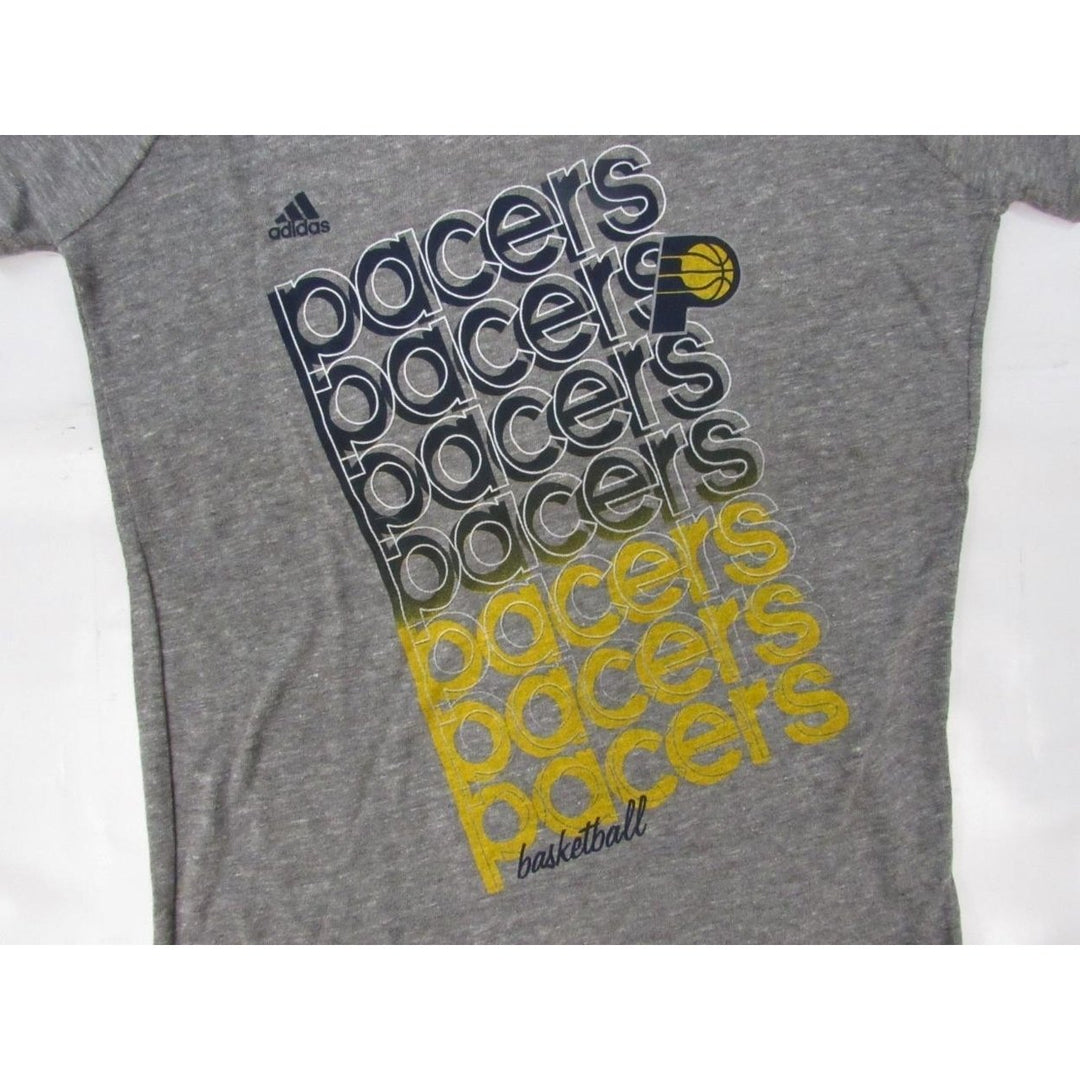 Indiana Pacers Womens Size L Large Adidas Gray V-Neck Shirt Image 3