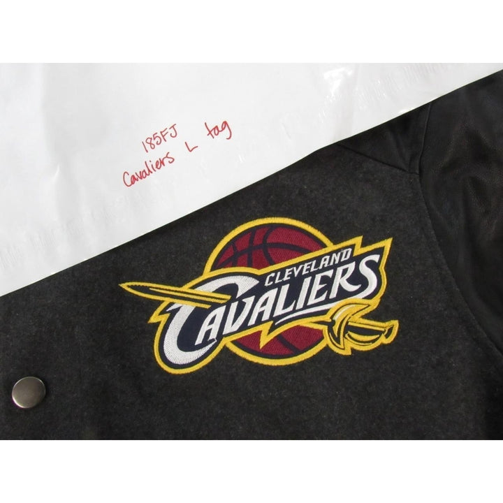 Cleveland Cavaliers Mens Size L Large Gray Lettermens Button Snap Jacket Image 3