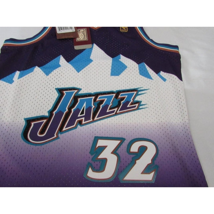 1996-97 Karl Malone 32 Utah Jazz Mens Mitchell and Ness Swingman Jersey 130 Image 3