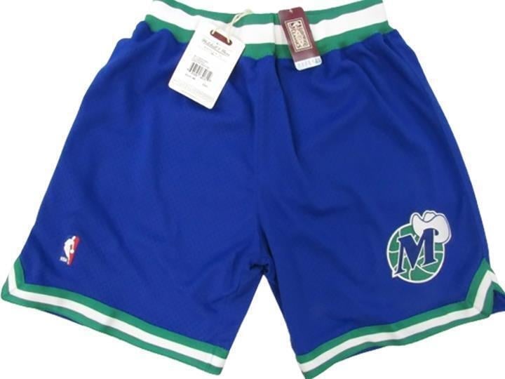 98-99 Dallas Mavericks Mens Size 44 L Mitchell and Ness Authentic Game Shorts 125 Image 1