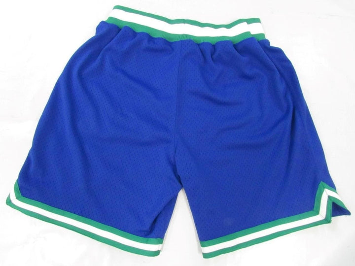 98-99 Dallas Mavericks Mens Size 44 L Mitchell and Ness Authentic Game Shorts 125 Image 2