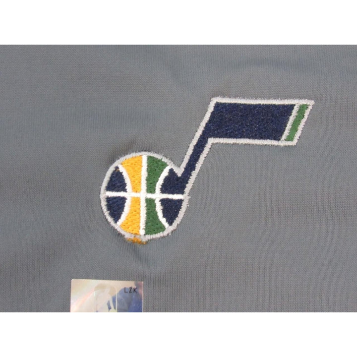 Utah Jazz Mens Size 2XL 2XLarge Adidas Gray Polo Shirt Image 3