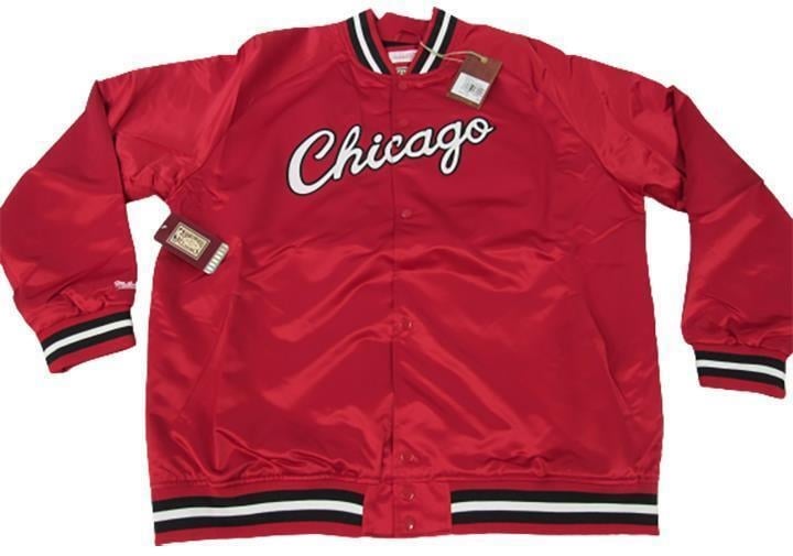 Chicago Bulls Mens Size 3XL Mitchell and Ness Red Light Satin Snap Jacket 125 Image 1