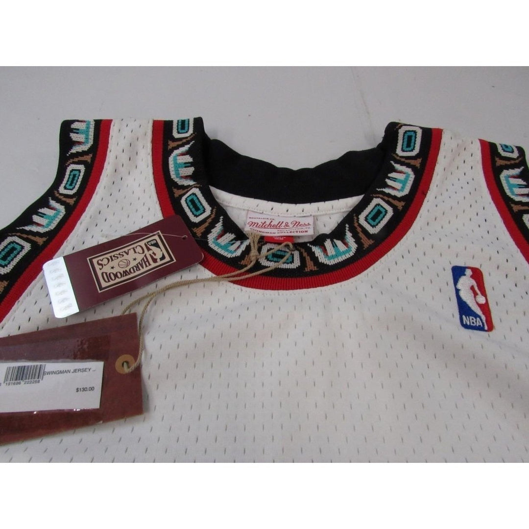 1998-99 Mike Bibby 10 Grizzlies Mens 2XL Mitchell and Ness Swingman Jersey 130 Image 2