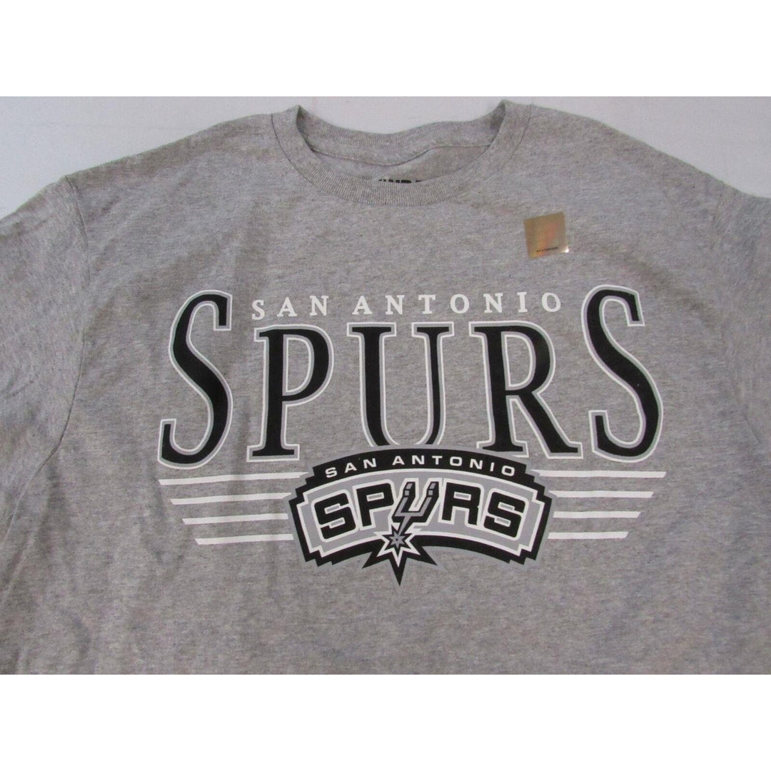 San Antonio Spurs Basketball Mens Size M Medium Grey Shirt Image 2