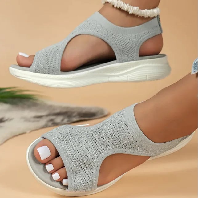 Breeze Step Sandals Image 2