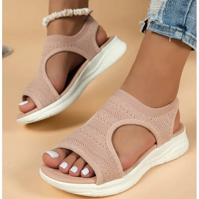 Breeze Step Sandals Image 3