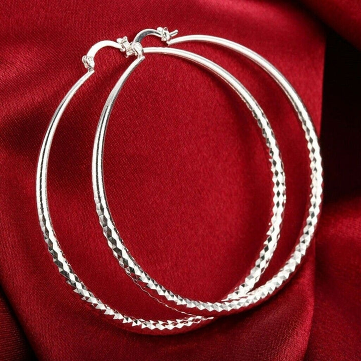 925 Sterling Silver Diamond-Cut Round Hoop Earrings Image 1