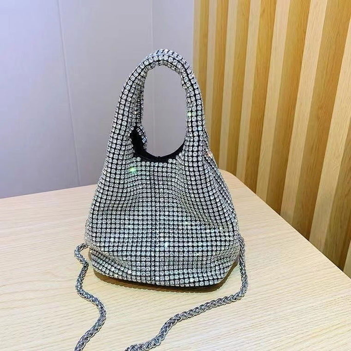 Womens Cross Body Portable Chain Gas Evening Bag Image 1