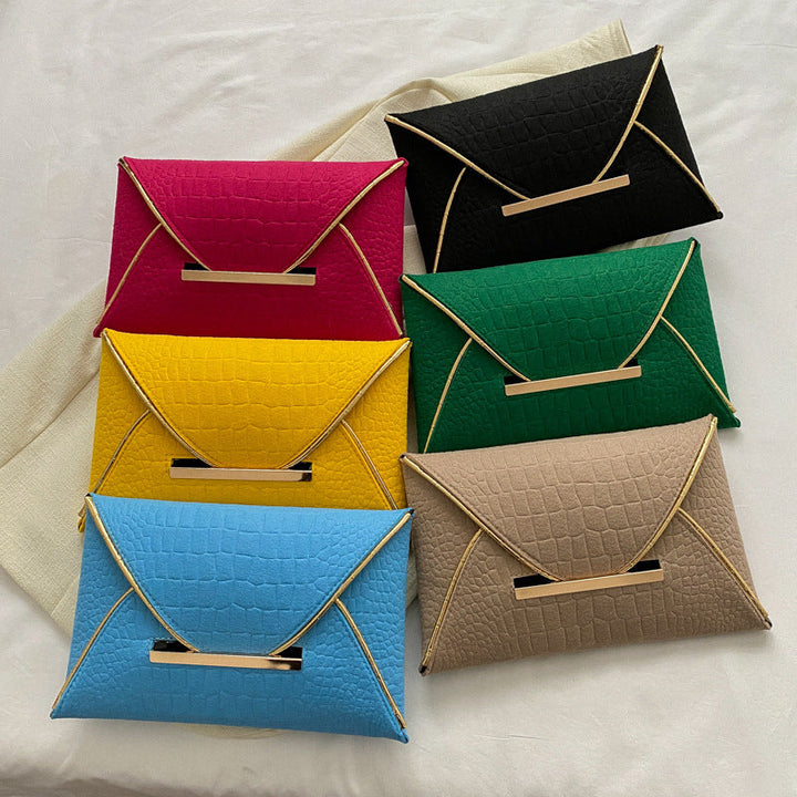 Chic Solid Color Envelope Clutch - Fashionable Womens Evening Purse with Polyester Lining Perfect for Weddings and Image 10