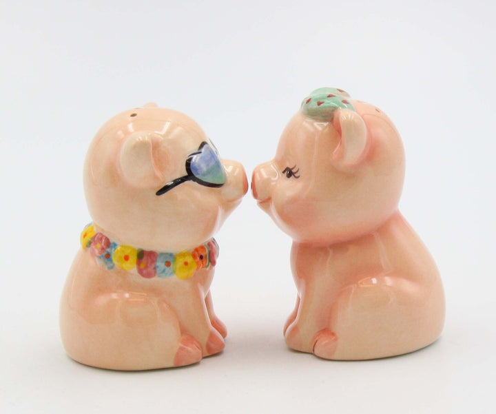 Hand Painted Ceramic Happy Pig Salt Pepper Shakers Set Image 4