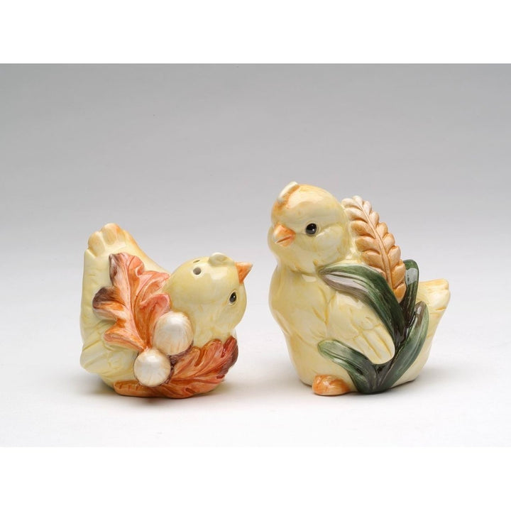 Ceramic Baby Chicken Salt Pepper Shakers Hand Painted 2.75 Inch Image 4