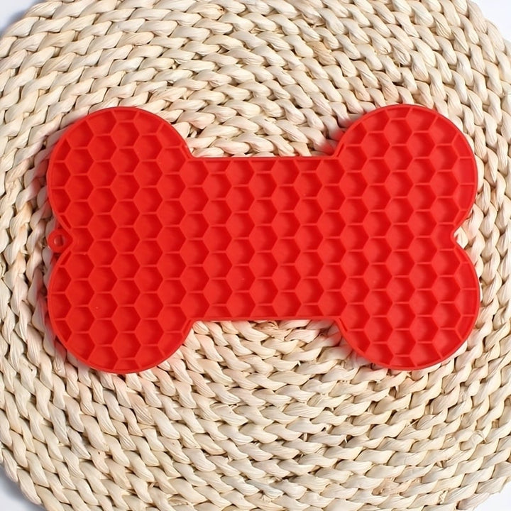 Silicone Dog Lick Pad Slow Feeder for Small Dogs Cats Peanut Butter Feeding Mat Image 1