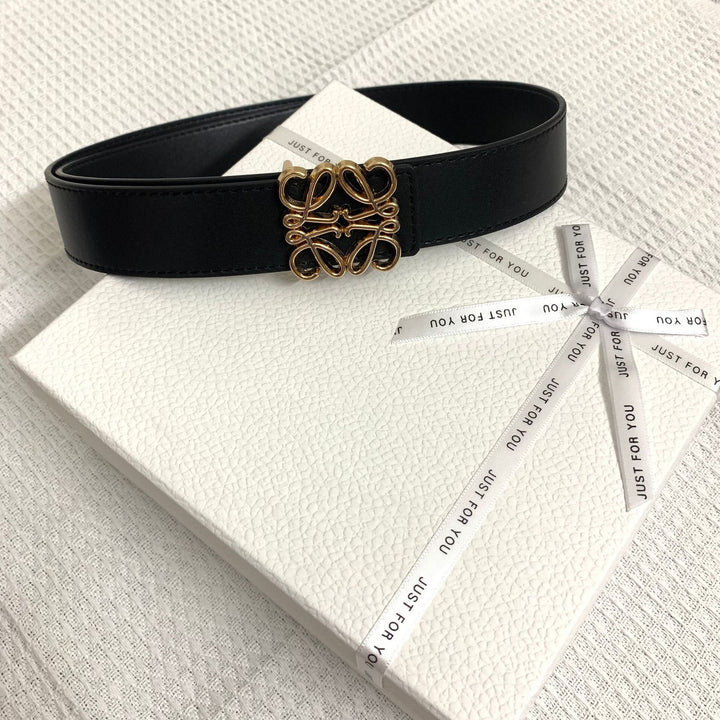 Women Fashion Geometric Metal Buckle Leather Belt Image 4