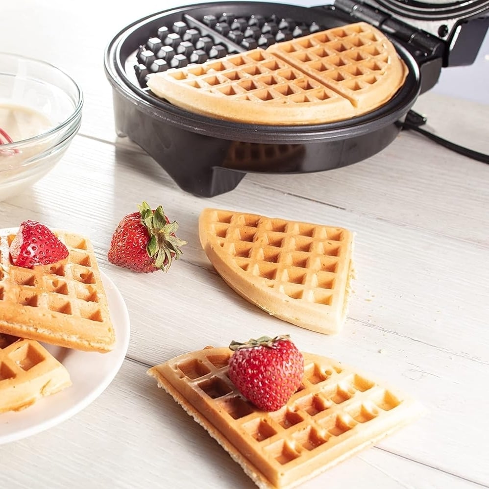 Cucina Pro Waffle Maker Non-Stick 7 Inch Adjustable Browning American Style Image 4