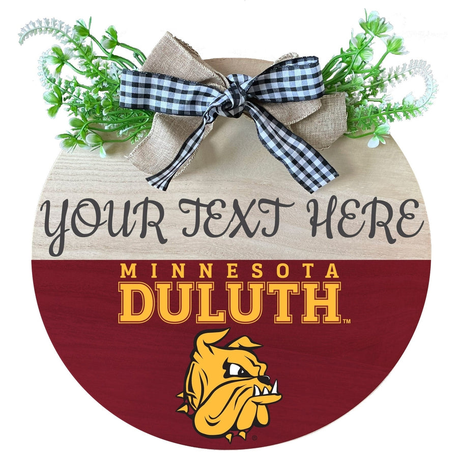 Minnesota Duluth Bulldogs Customizable Wooden Wreath Welcome Sign Officially Licensed Collegiate Product Image 1