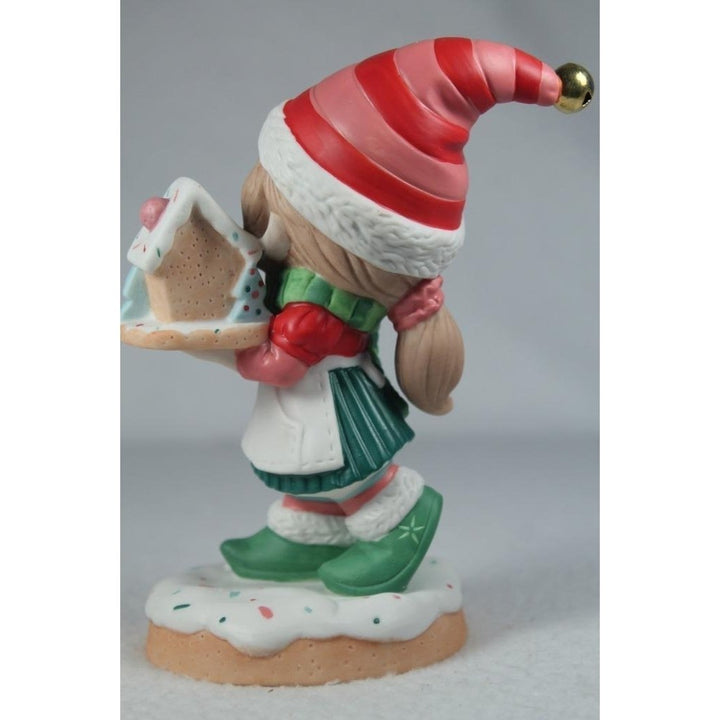 Precious Moments-A Christmas Treat For.... 2024 Annual Elf Fig 241013-NIB Image 2