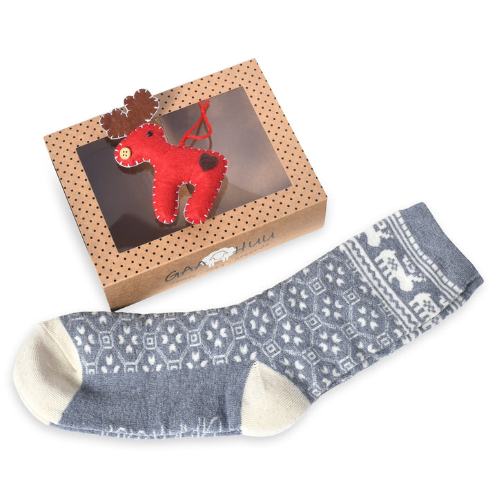 Gaahuu womens cushioned nordic sock/felted ornament boxed gift set Image 1