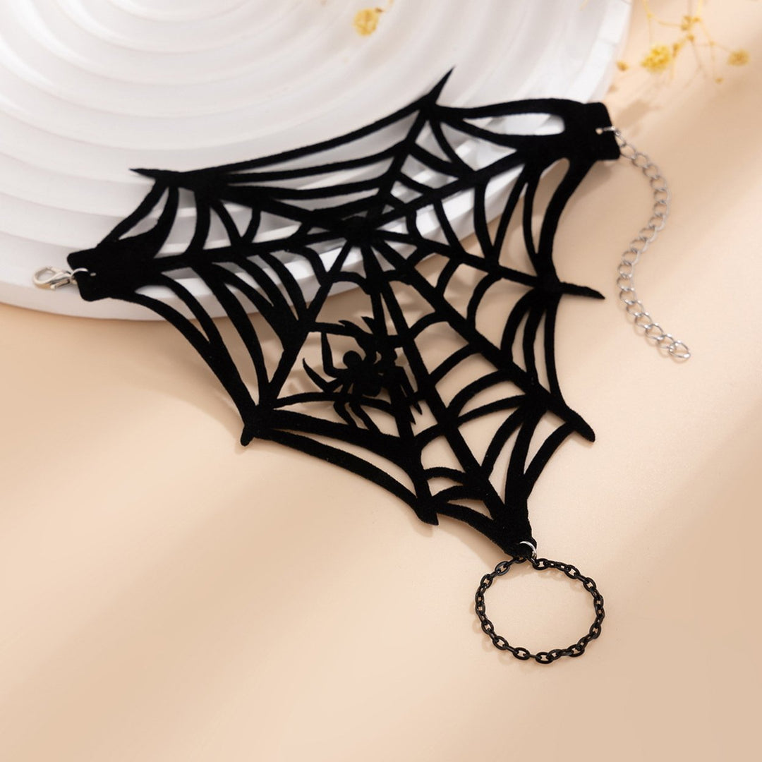 Spider Web Finger Chain Hollow Out Spider Decor Adjustable Gothic Hand Chain Halloween Party Carnival Easter Day Image 2