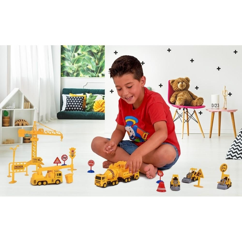 22-Piece: Construction Trucks Toy Set Toys for Kids Image 9