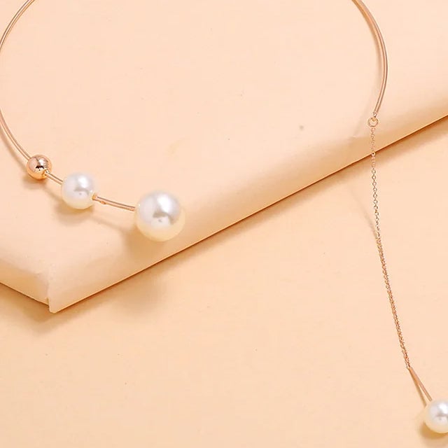 2-Piece: Womens Chic Geometric Necklace Image 3