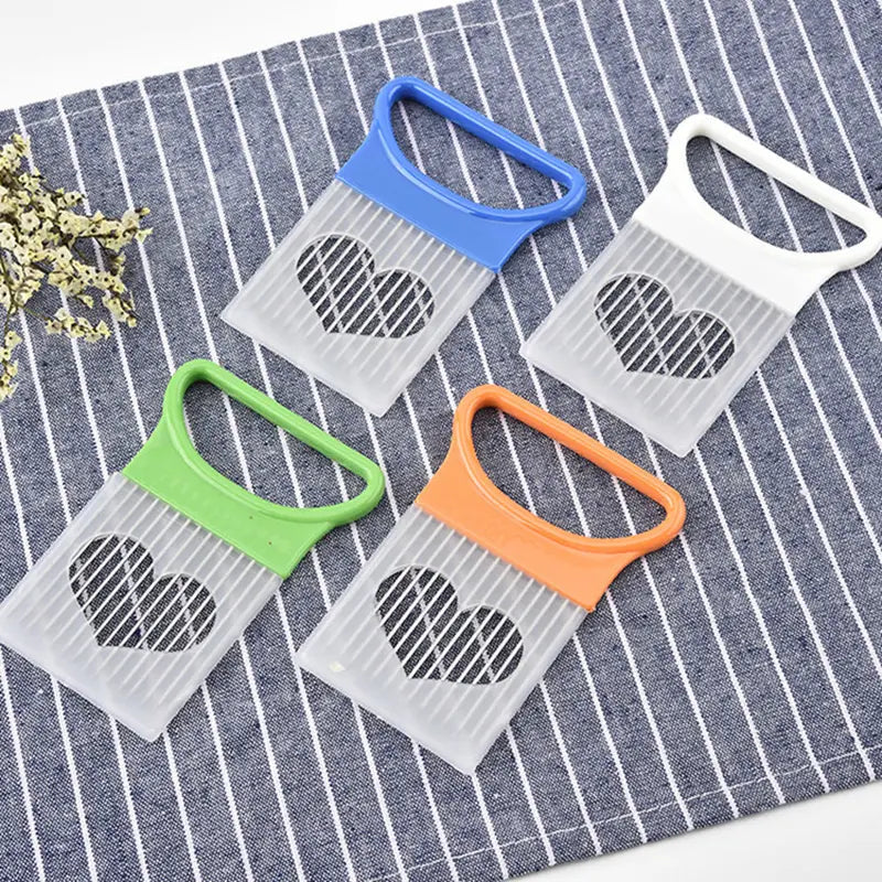 4-Pieces: All-In-One Onion Holder Slicer Set Image 2