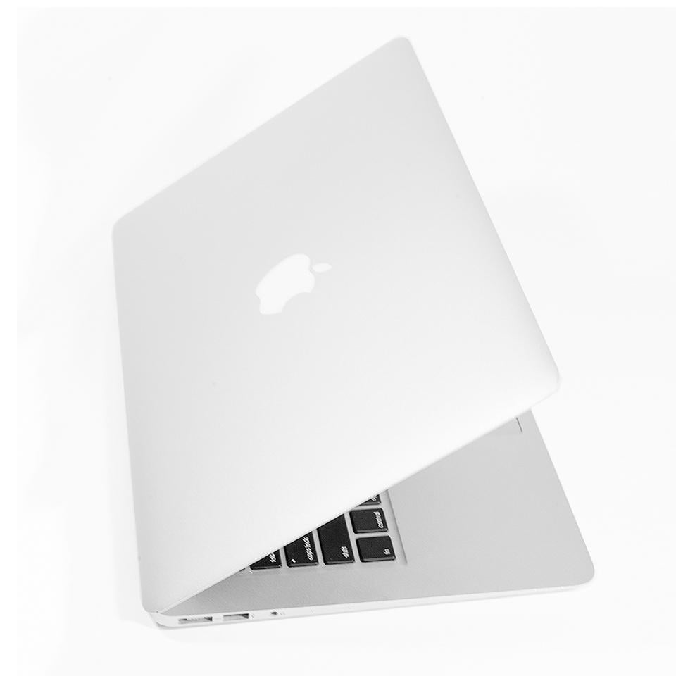 Apple MacBook Air 13" 2.2GHz Intel Core i7 Z0UU1LL/A (Refurbished) Image 4