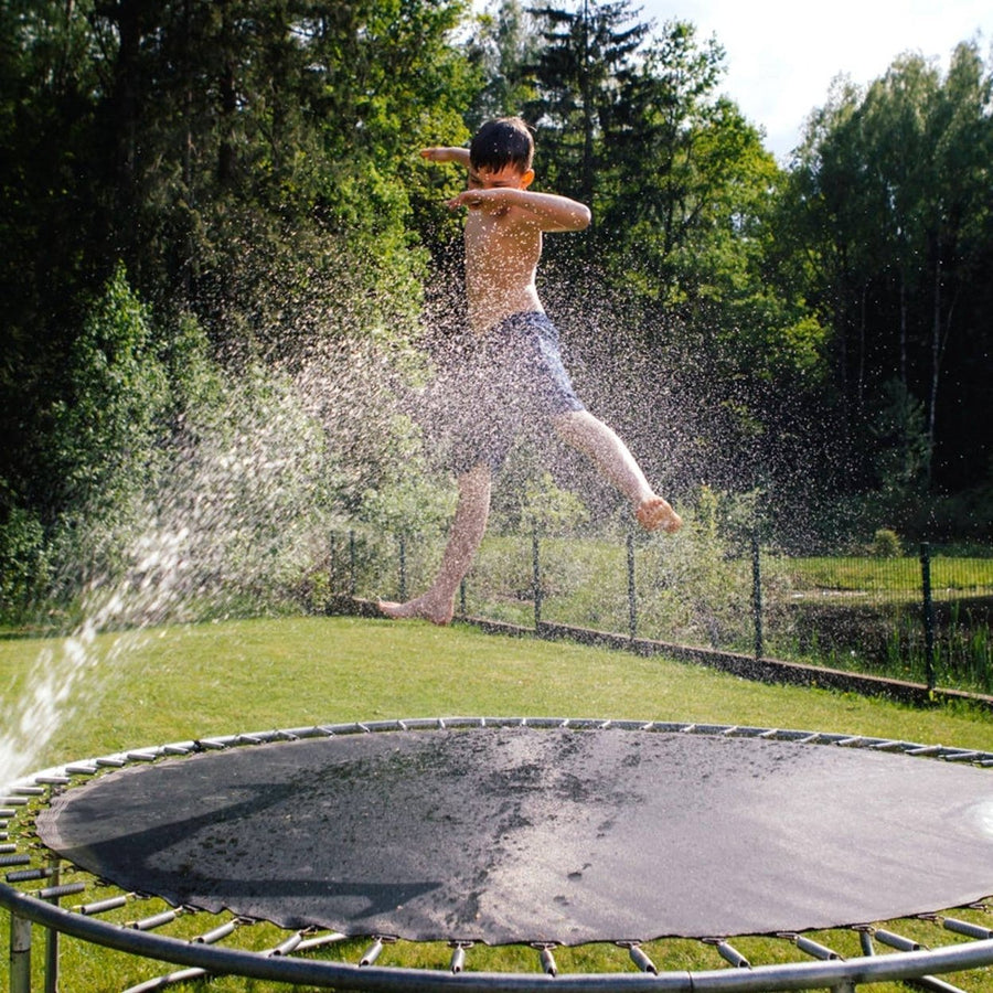 Kids Trampoline Sprinkler Outdoor Image 1