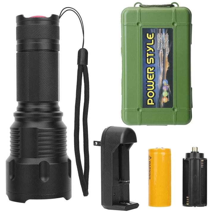 LED Rechargeable Zoomable Flashlight Image 4