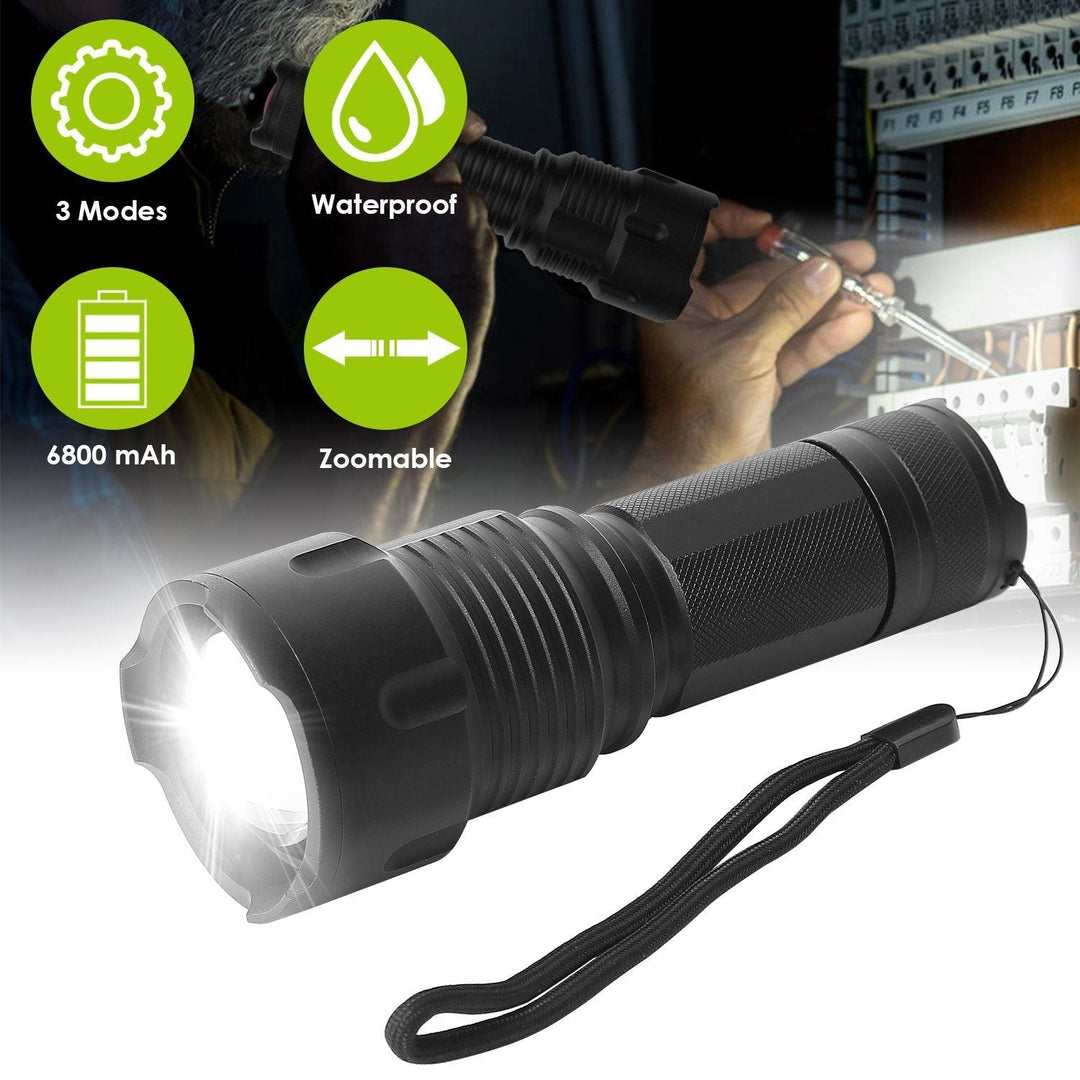 LED Rechargeable Zoomable Flashlight Image 7