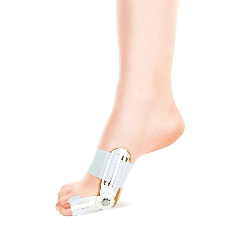 Medical Grade Adjustable Bunion Toe Splint with Hinge Image 2