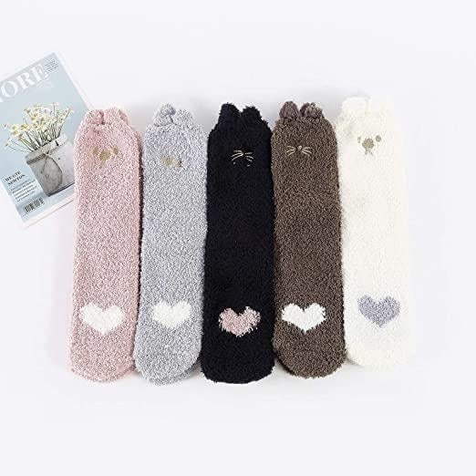 Womens Fuzzy Winter Socks Image 2