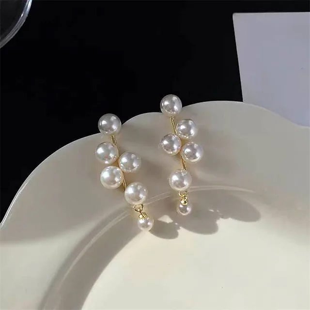 Womens Pearl Alloy Stud Earrings Image 3