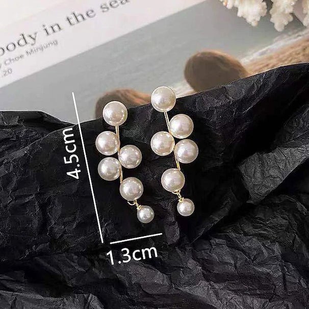 Womens Pearl Alloy Stud Earrings Image 4