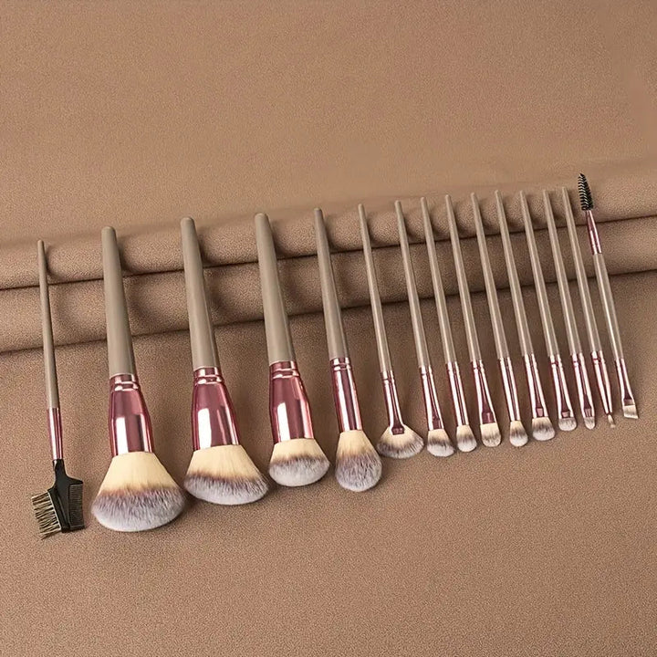 15-Pieces Set: Professional Makeup Brush Image 6