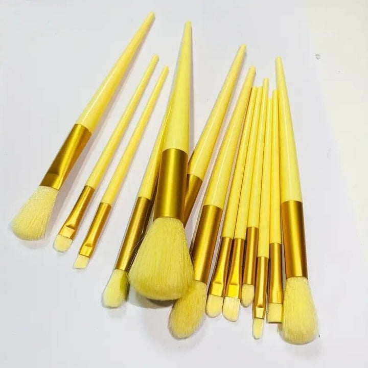 13-Piece: Professional Makeup Brush Set Image 1