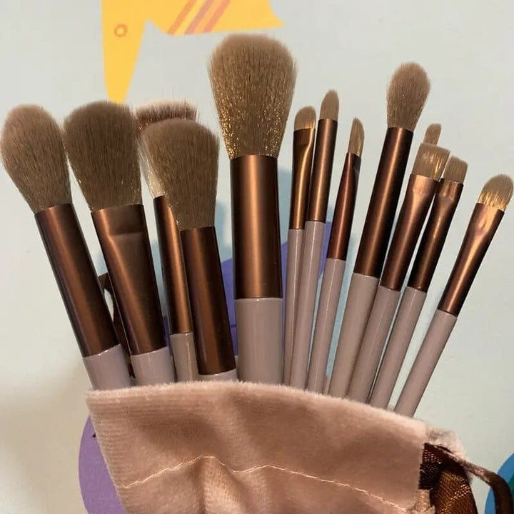 13-Piece: Professional Makeup Brush Set Image 10