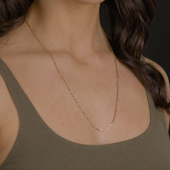 14K Solid Yellow Gold Figaro Chain Necklace Image 4