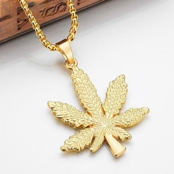 18K Gold Plated Pot Pendant Necklace Snake Chain Image 2