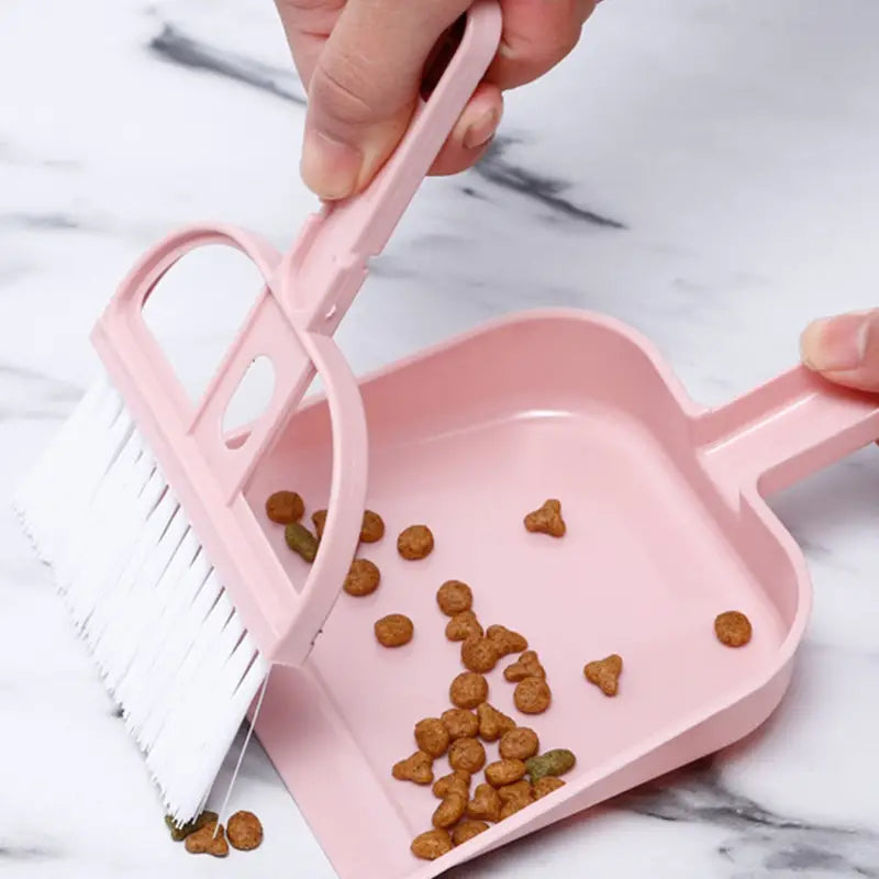 2-Piece Set: Mini Cleaning Dustpan And Brush Set Image 1