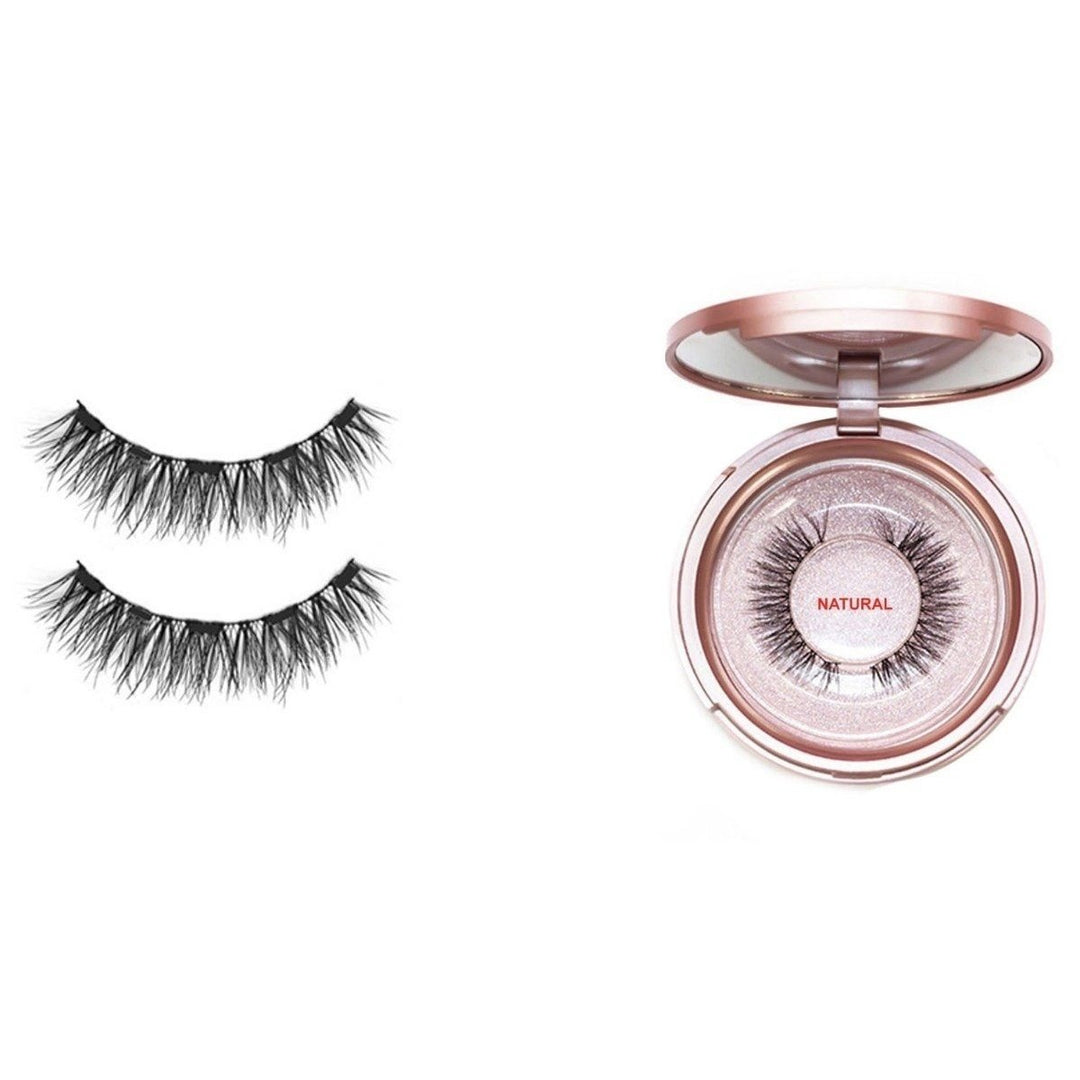 Magnetic Eyeliner with 3D Magnetic Eyelashes and Tweezers Kit Image 4