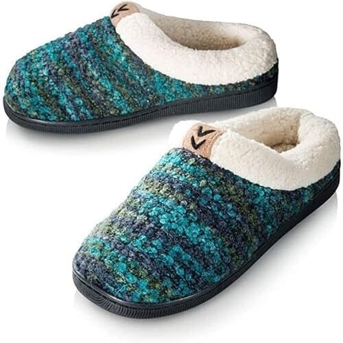 Pupeez Girls Knitted Fleece Lined Clog Slippers Image 1