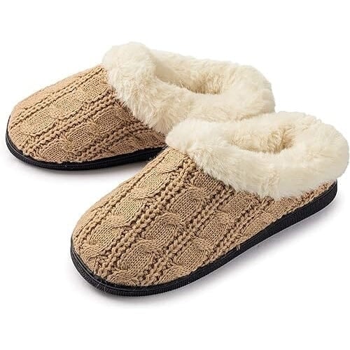 Pupeez Girls Cable Knit Slippers Fleece Lined House Shoe Image 2