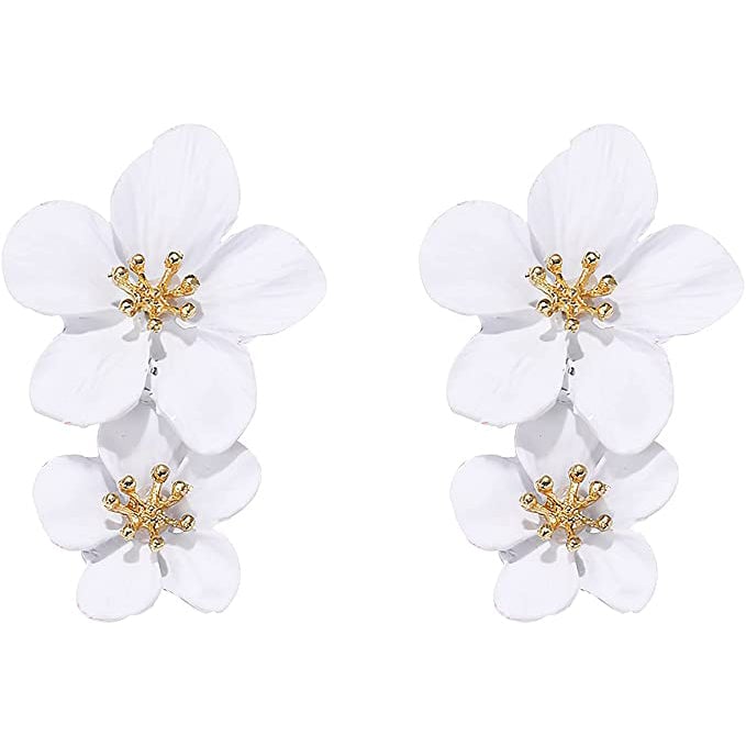 Womens Boho Flower Shaped Daisy Stud Earrings Image 1