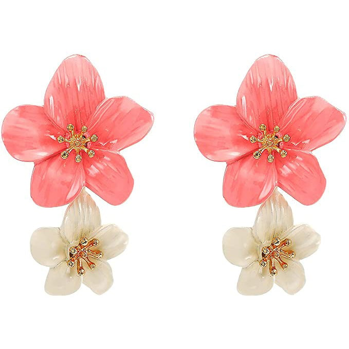 Womens Boho Flower Shaped Daisy Stud Earrings Image 1