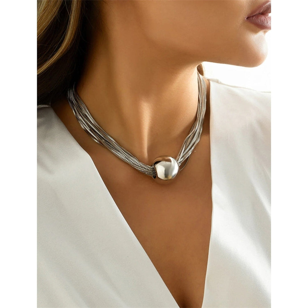 Womens Contemporary Street Geometry Necklace Image 3