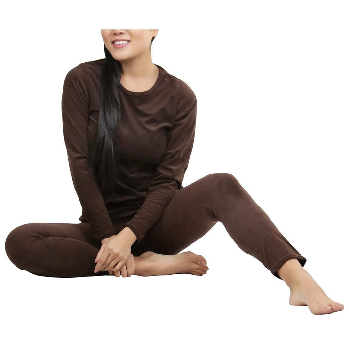 Womens Soft Velvet Long Sleeve Top and Bottom Thermal Set Image 12